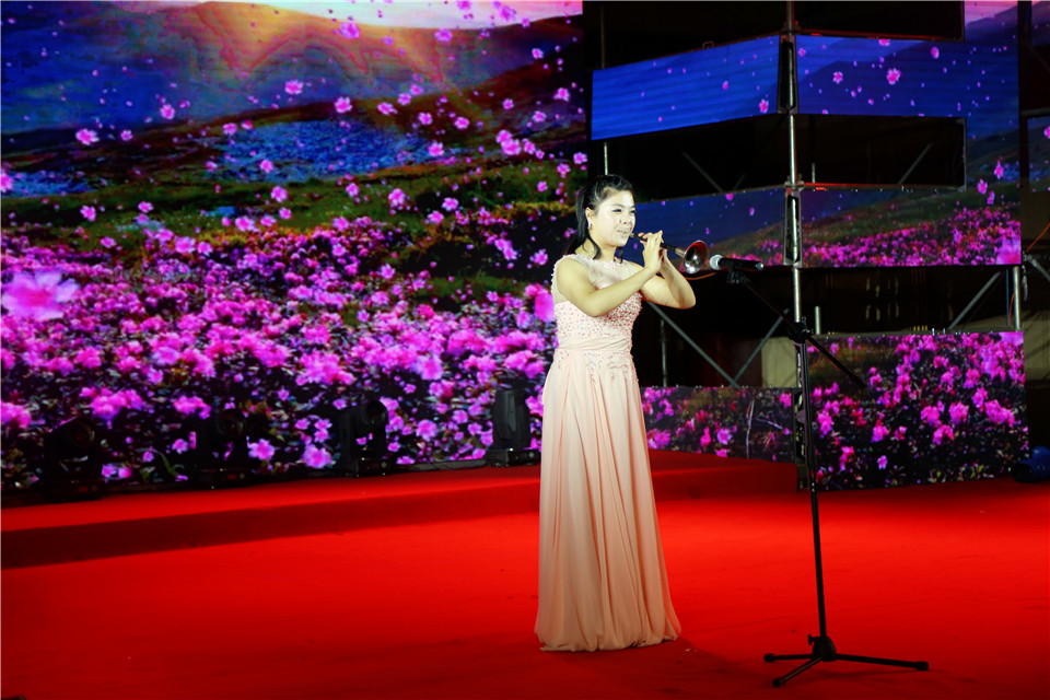 1520911371525829S952.jpg 0O6A3432.jpg