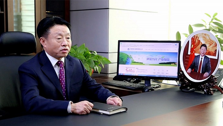 陜西省人大常委會(huì)環(huán)資工委副主任、陜西環(huán)保集團(tuán)董事長(zhǎng)、黨委書記  熊良虎.jpg