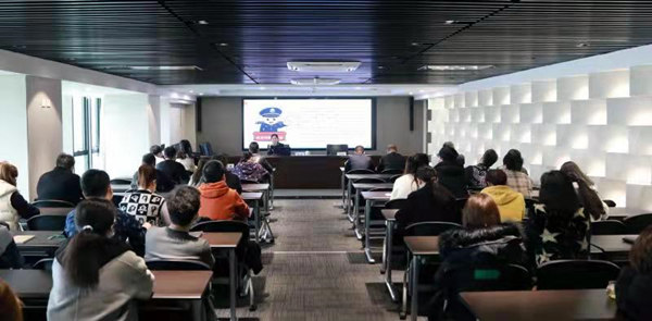 1636339443734032e8Ag.jpg 集團(tuán)_副本.jpg