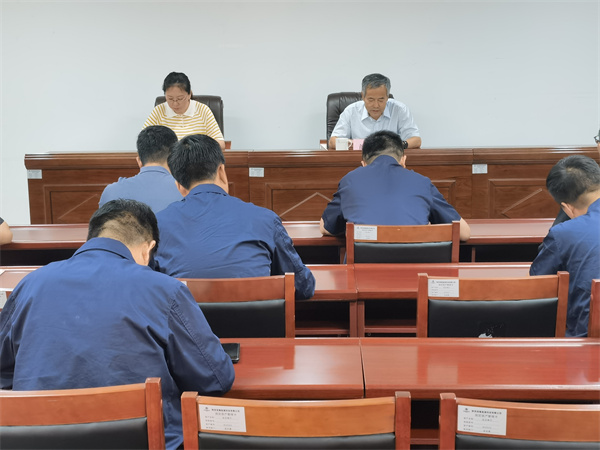 1656584265709719Mr0G.jpg 集團(tuán)領(lǐng)導(dǎo)到保隆公司宣講省第十四次黨代會(huì)精神.jpg